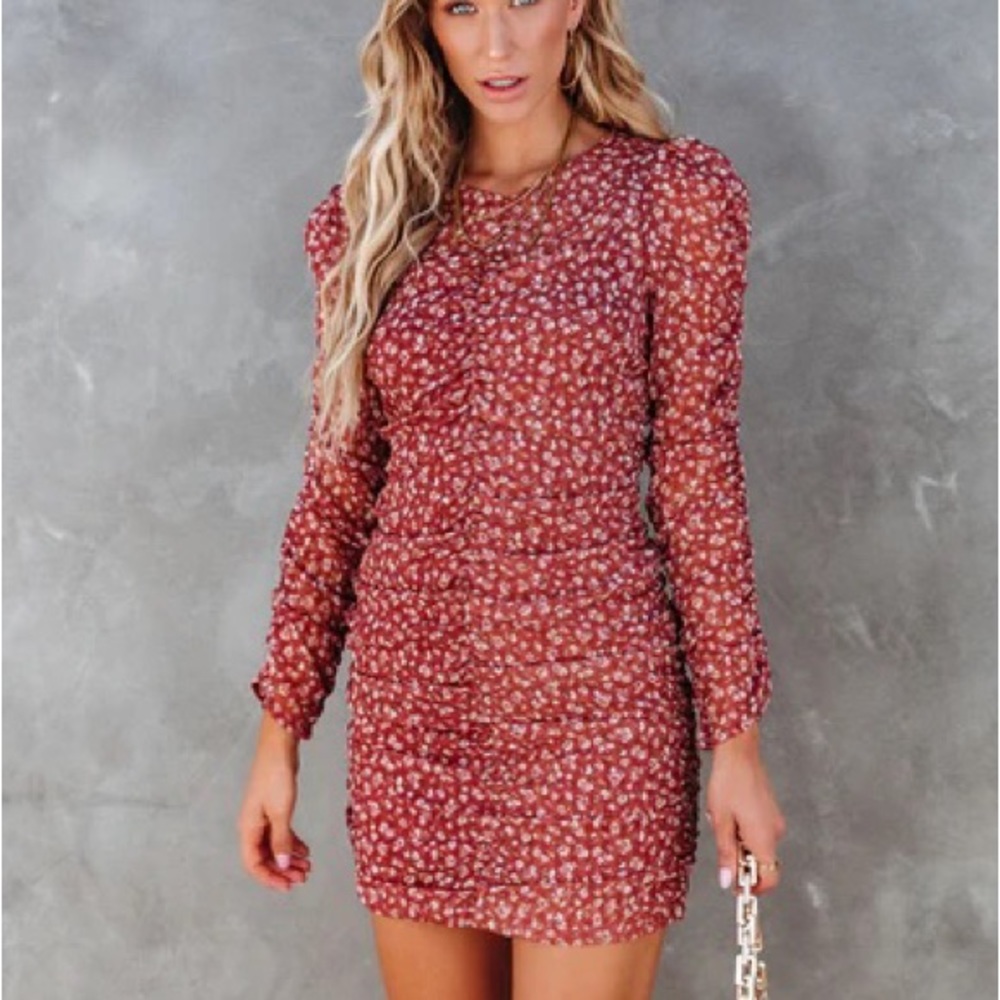 Brand new gorgeous ruched floral dress
